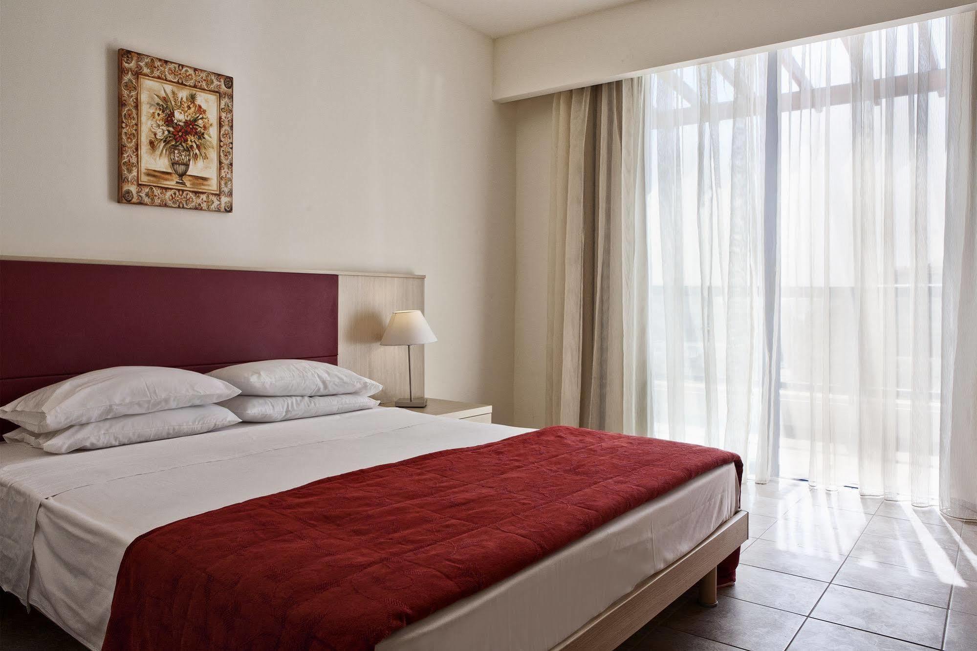 Sunrise Hotel Pefki 外观 照片